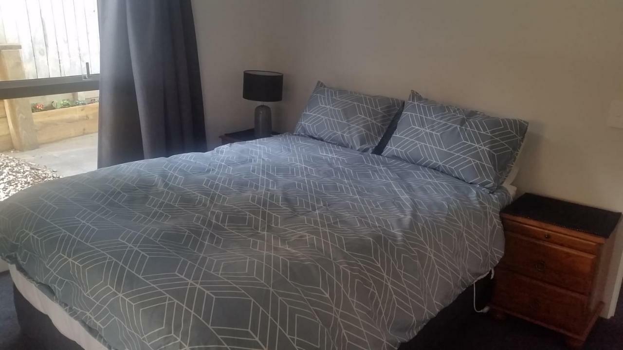 Edgehill - semi self-contained eco friendly home Tauranga Esterno foto