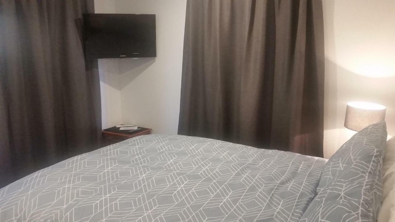 Edgehill - semi self-contained eco friendly home Tauranga Esterno foto