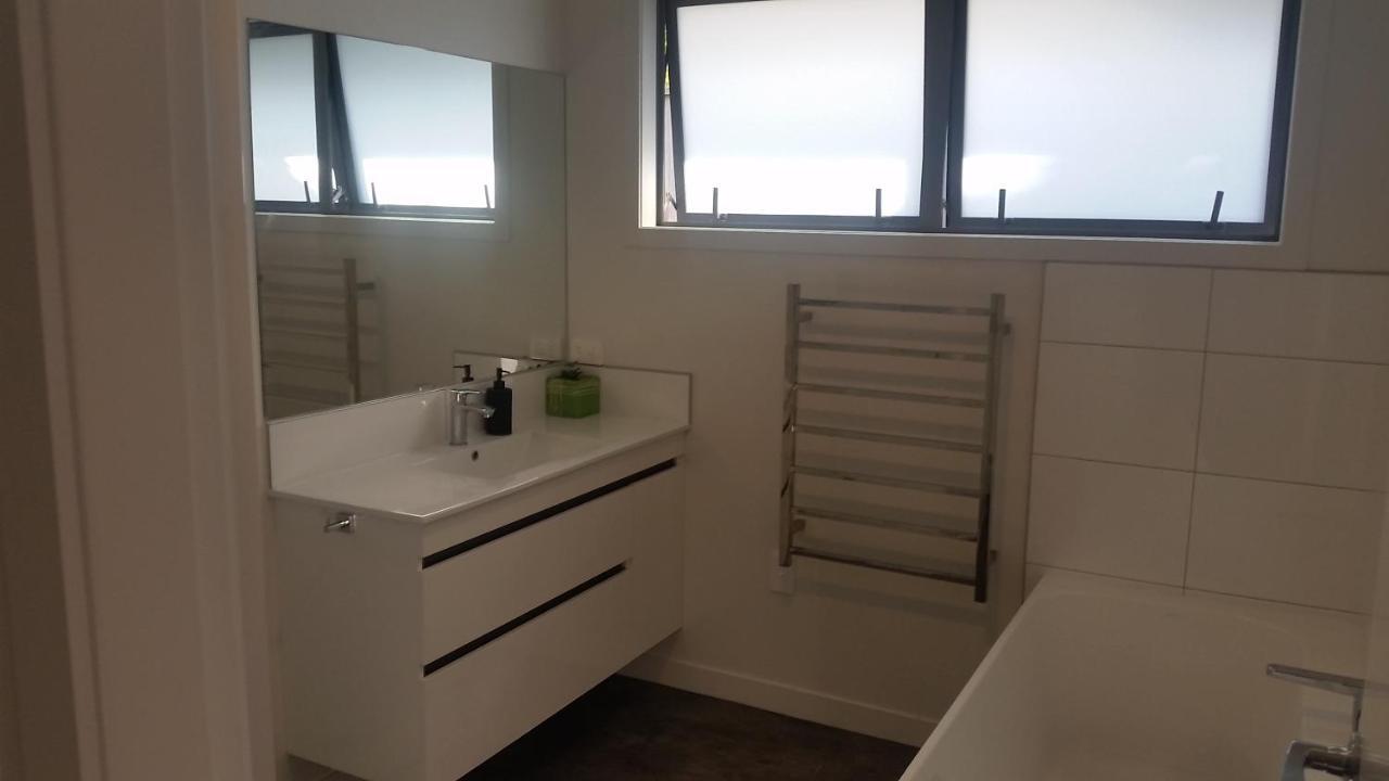 Edgehill - semi self-contained eco friendly home Tauranga Esterno foto