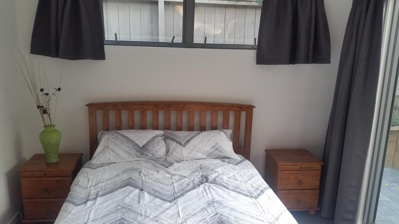 Edgehill - semi self-contained eco friendly home Tauranga Esterno foto